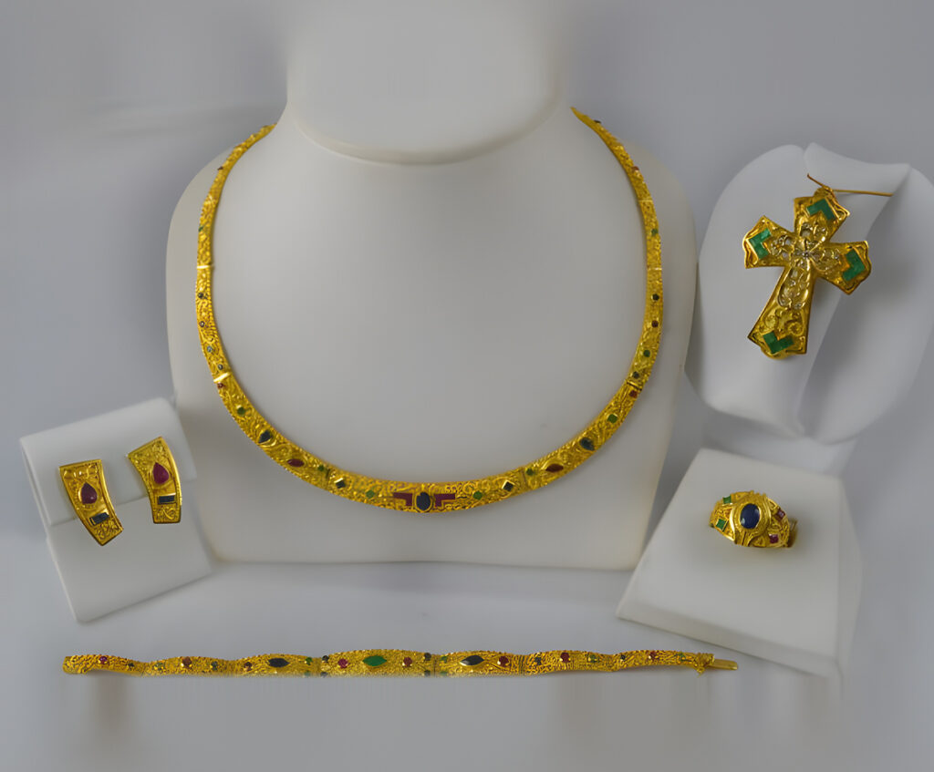 Golden and Stones Collection